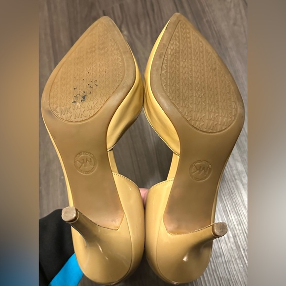 Michael Kors Heels - Picture 3 of 4